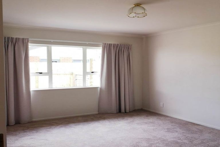 Photo of property in 43 Admiral Crescent, Flagstaff, Hamilton, 3210