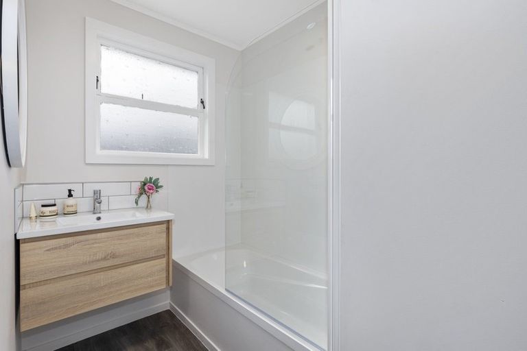 Photo of property in 20 Hamstead Street, Wainuiomata, Lower Hutt, 5014