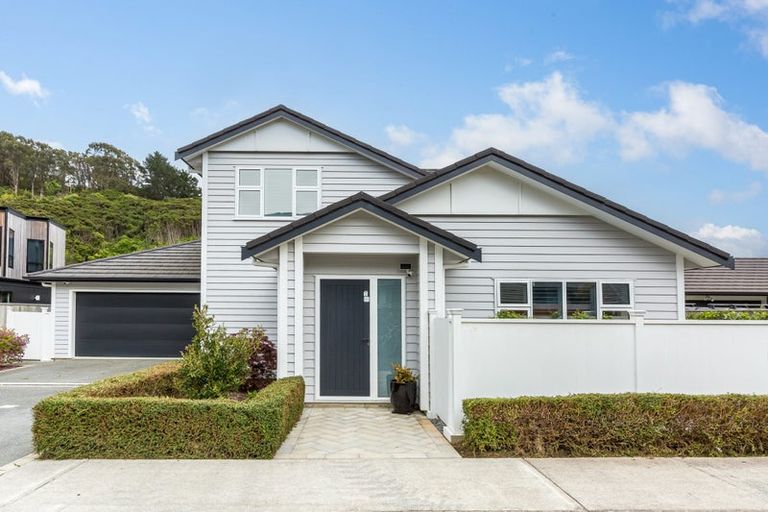 Photo of property in 179 Navigation Drive, Whitby, Porirua, 5024