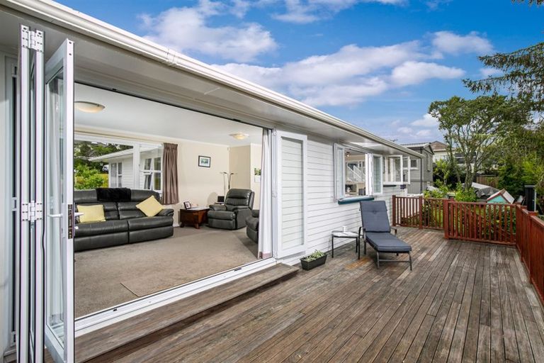 Photo of property in 29 Sunhill Road, Sunnyvale, Auckland, 0612