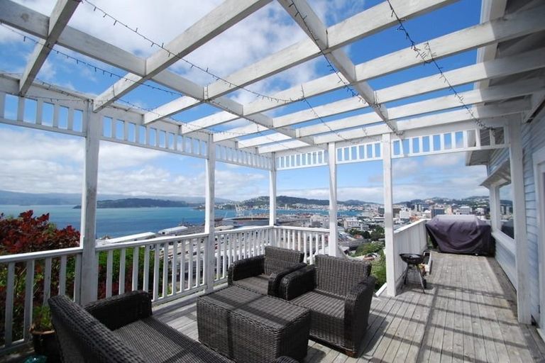 Photo of property in 4 Lower Watt Street, Wadestown, Wellington, 6012
