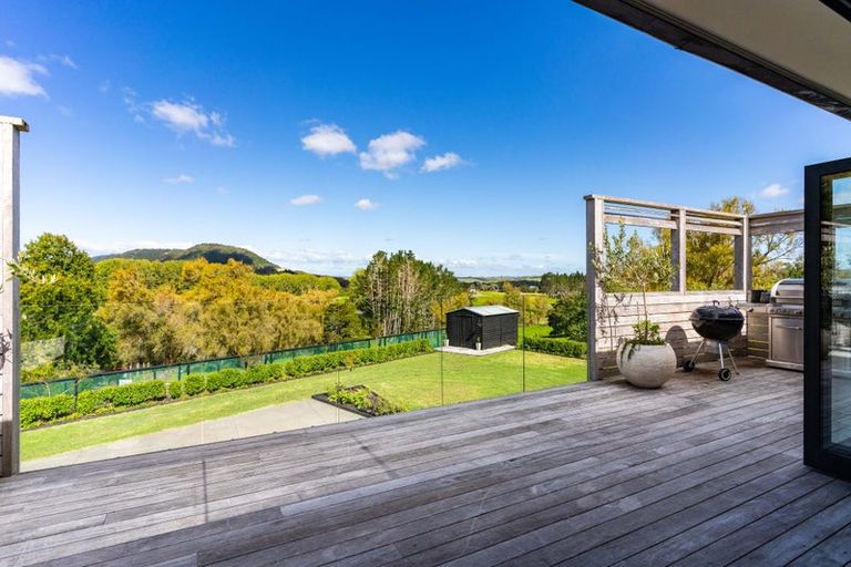 Photo of property in 3 Bickerstaffe Road, Maungaturoto, 0520