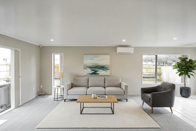 Photo of property in 27 Oratu Place, Manurewa, Auckland, 2102