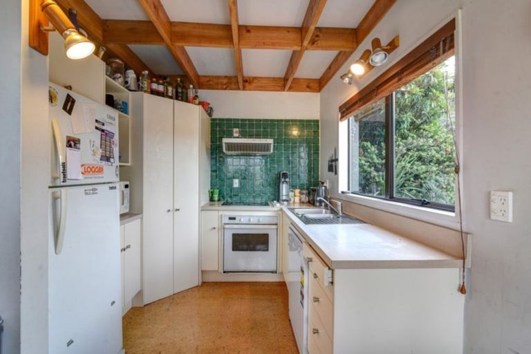 Photo of property in 60b Wynyard Crescent, Fernhill, Queenstown, 9300