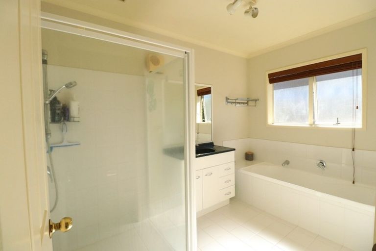 Photo of property in 8 Grosvenor Place, Rototuna, Hamilton, 3210