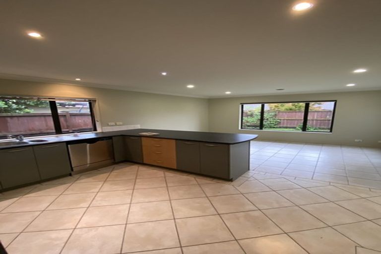 Photo of property in 52 Matarangi Road, East Tamaki, Auckland, 2013