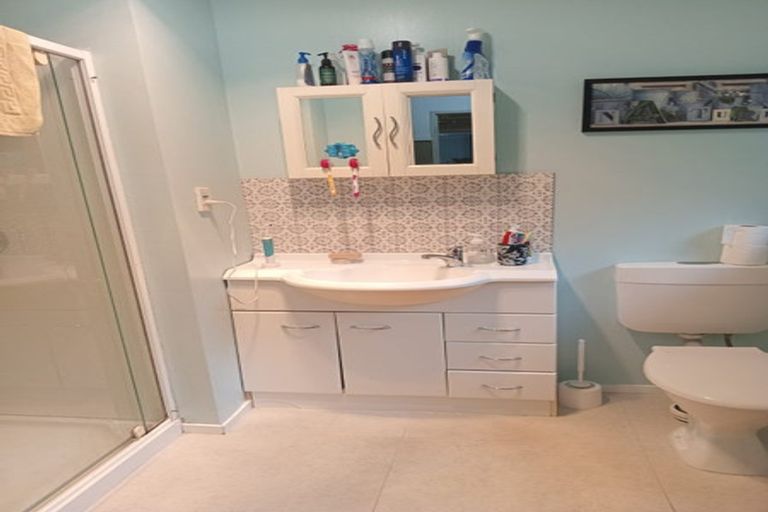 Photo of property in 4 Kereru Grove, Featherston, 5710