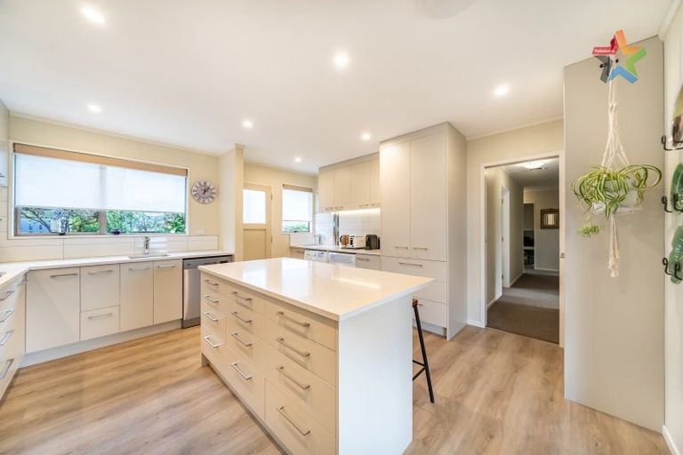 Photo of property in 13a Westpoint Avenue, Harbour View, Lower Hutt, 5010