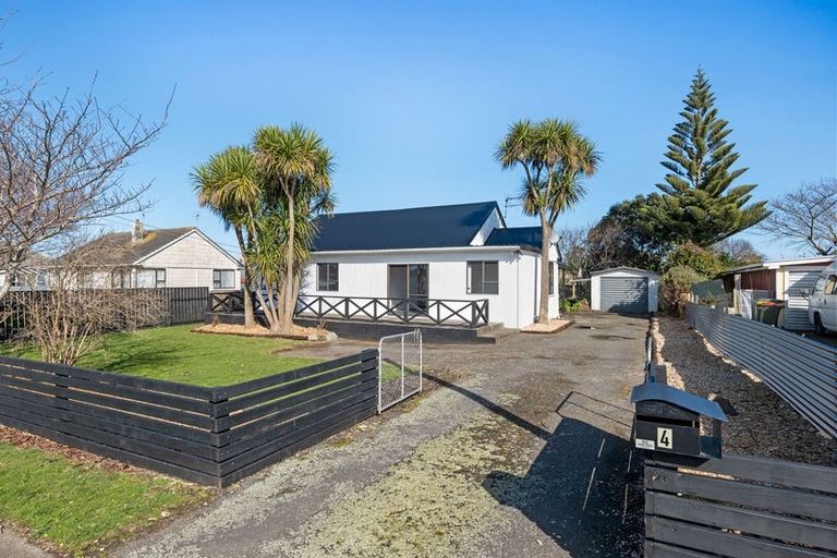 Photo of property in 4 Iredale Road, Hawera, 4610