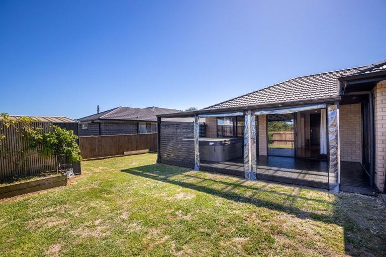 Photo of property in 11 Dreaver Drive, Waitara, 4320