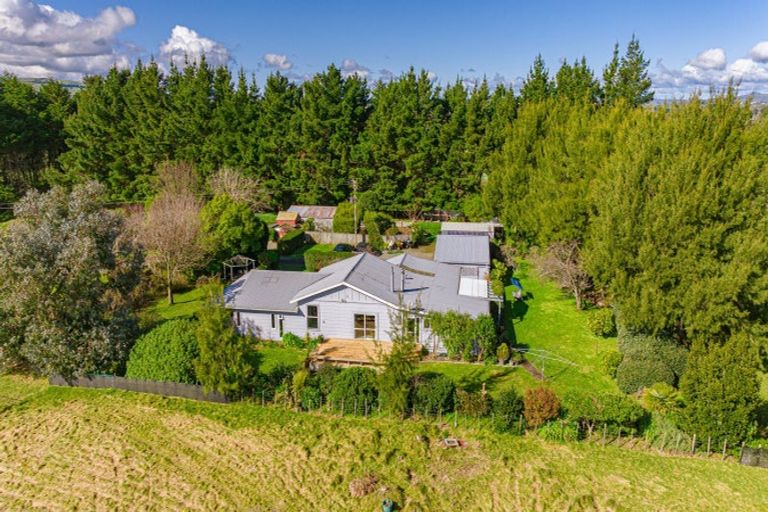 Photo of property in 790 State Highway 2, Opaki, Masterton, 5881