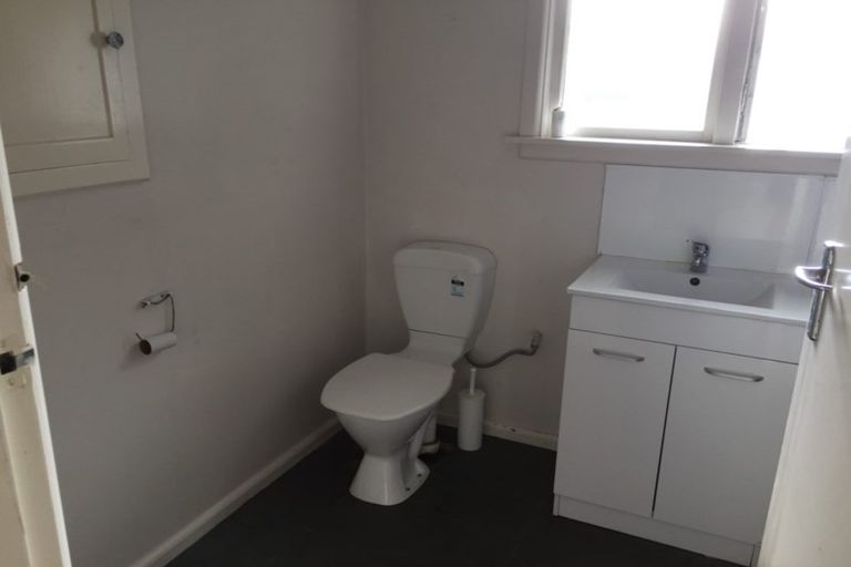 Photo of property in 5/9a Curletts Road, Sockburn, Christchurch, 8042