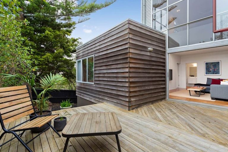 Photo of property in 691b East Coast Road, Browns Bay, Auckland, 0630