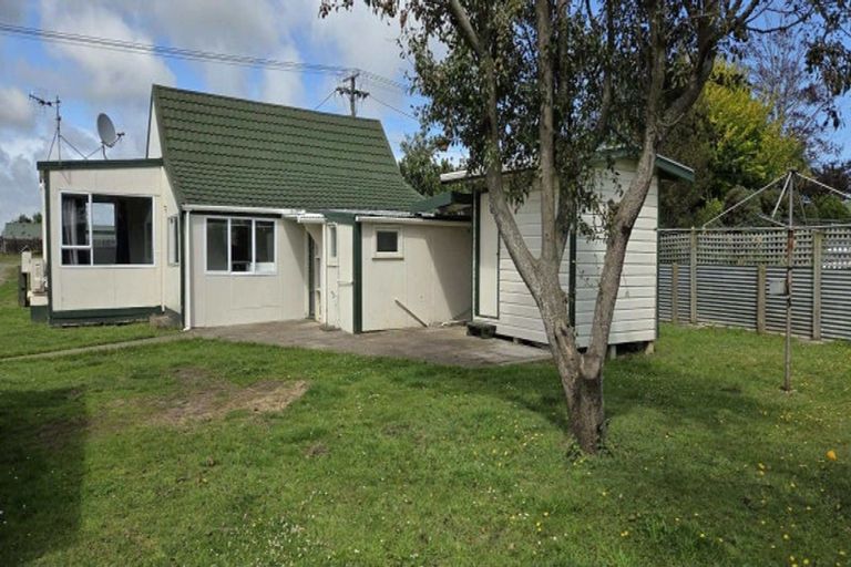 Photo of property in 45 Avenue Road, Foxton, 4814