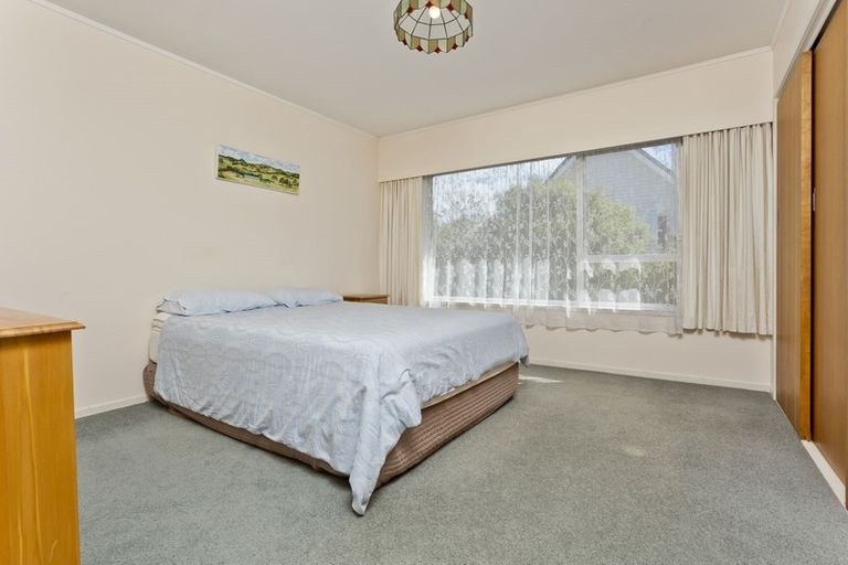 Photo of property in 1/11 Bayview Road, Hauraki, Auckland, 0622