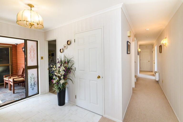 Photo of property in 91 Waterloo Crescent, Hokowhitu, Palmerston North, 4410