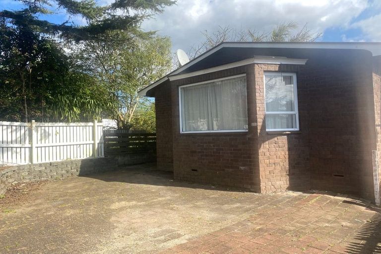 Photo of property in 115 View Road, Sunnyvale, Auckland, 0612
