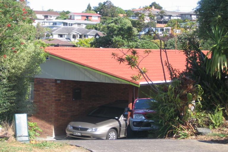 Photo of property in 34 Greendale Spur, Glenfield, Auckland, 0629