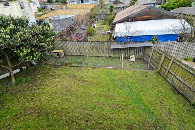 Photo of property in 2 Zion Road, Birkenhead, Auckland, 0626