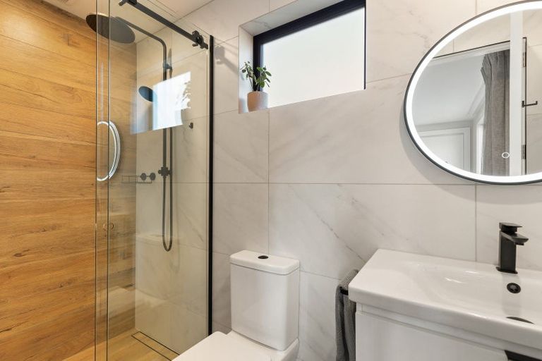 Photo of property in 2 Brodie Avenue, Arrowtown, 9302