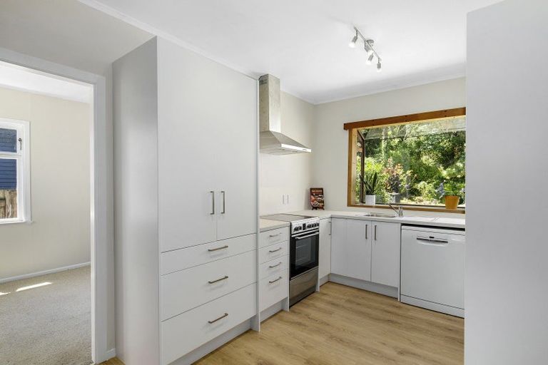 Photo of property in 710 Main Road North, Te Marua, Upper Hutt, 5018