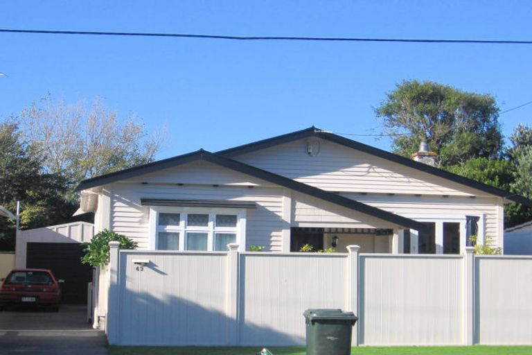 Photo of property in 43 Tui Street, Alicetown, Lower Hutt, 5010