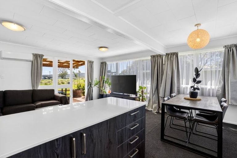 Photo of property in 1/55b Springs Road, Parakai, 0830