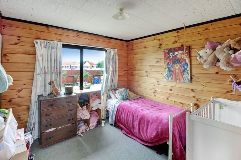 Photo of property in 8a Ngaire Street, Longburn, Palmerston North, 4412