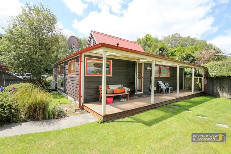 Photo of property in 351 Sawyers Arms Road, Harewood, Christchurch, 8051