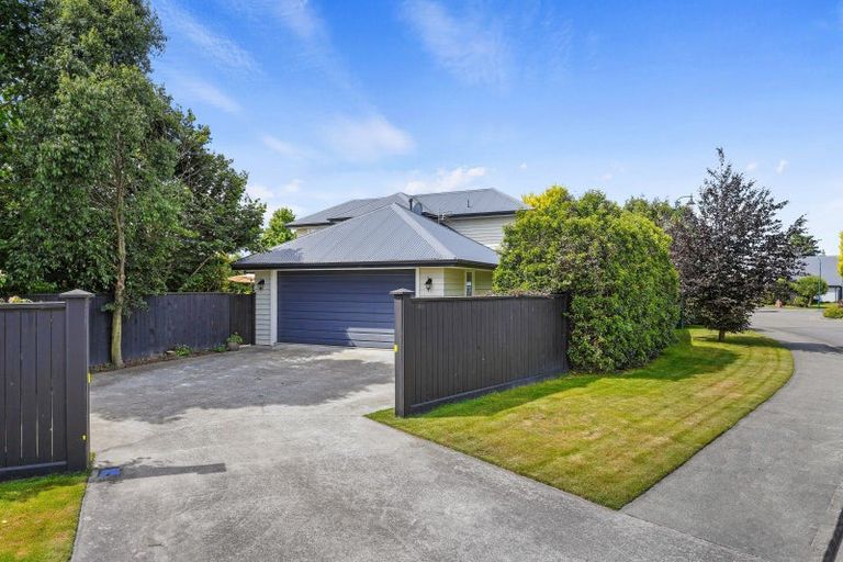 Photo of property in 20 Taunton Place, Rangiora, 7400