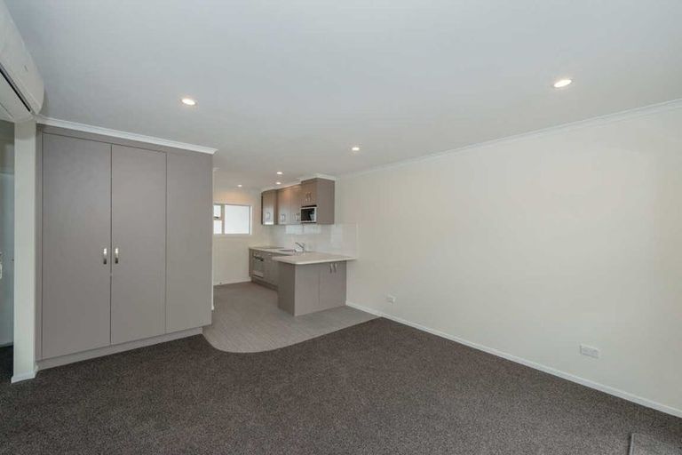 Photo of property in 8/24 Stanley Street, Claudelands, Hamilton, 3214
