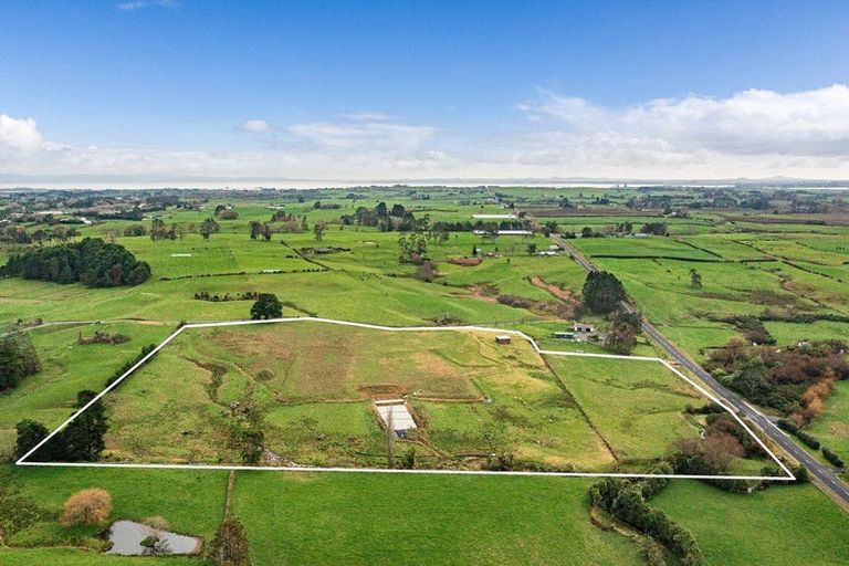 Photo of property in 197 Charles Road, Karaka, Papakura, 2580