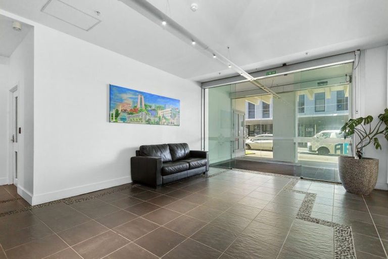 Photo of property in 5c/123 Molesworth Street, Thorndon, Wellington, 6011