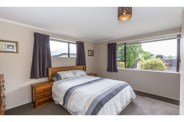 Photo of property in 78 Daniels Road, Redwood, Christchurch, 8051