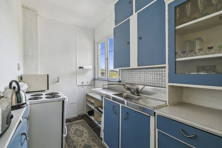 Photo of property in 11 Priscilla Crescent, Mornington, Wellington, 6021