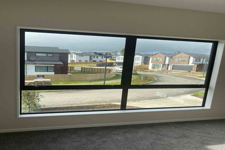 Photo of property in 24 Bendridge Street, Flat Bush, Auckland, 2019