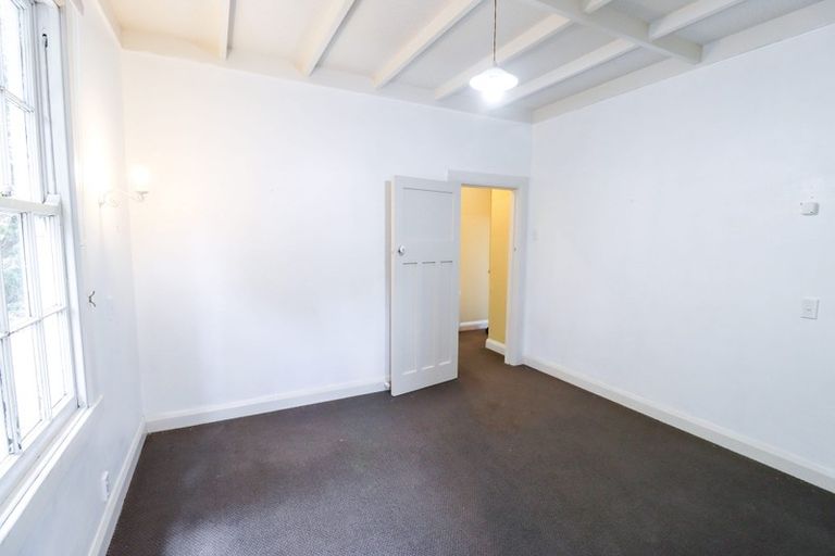 Photo of property in 177 Fitzherbert Avenue, West End, Palmerston North, 4410
