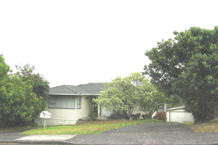 Photo of property in 7 Cassia Place, Sunnynook, Auckland, 0620