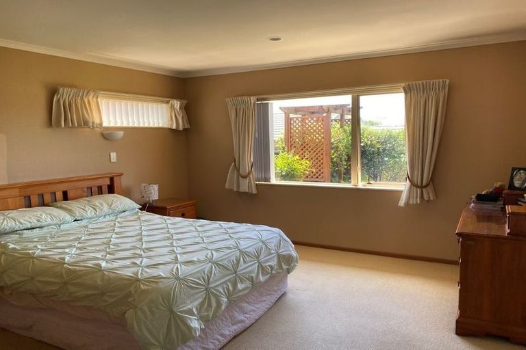 Photo of property in 43 Bayvista Close, Welcome Bay, Tauranga, 3112