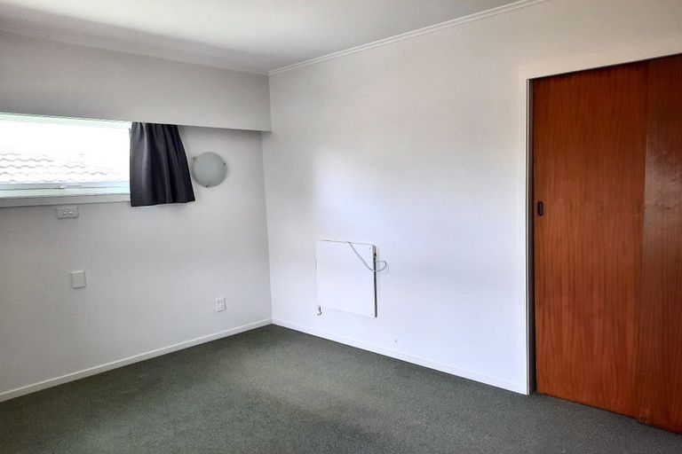 Photo of property in 1/10a Walter Street, Hauraki, Auckland, 0622