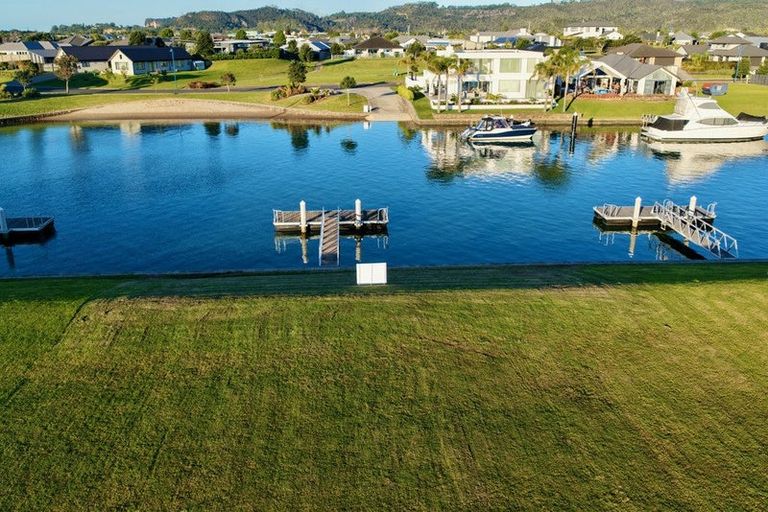 Photo of property in 23 Awatea Drive, Whitianga, 3510