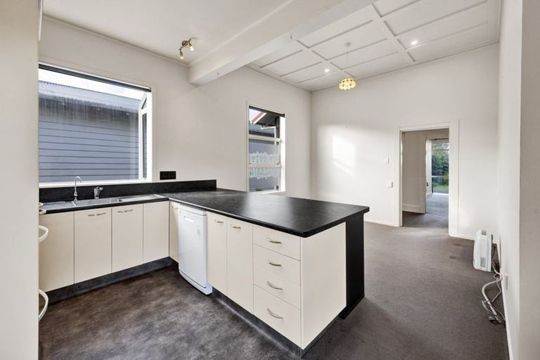 Photo of property in 39 Victoria Street, Hawera, 4610