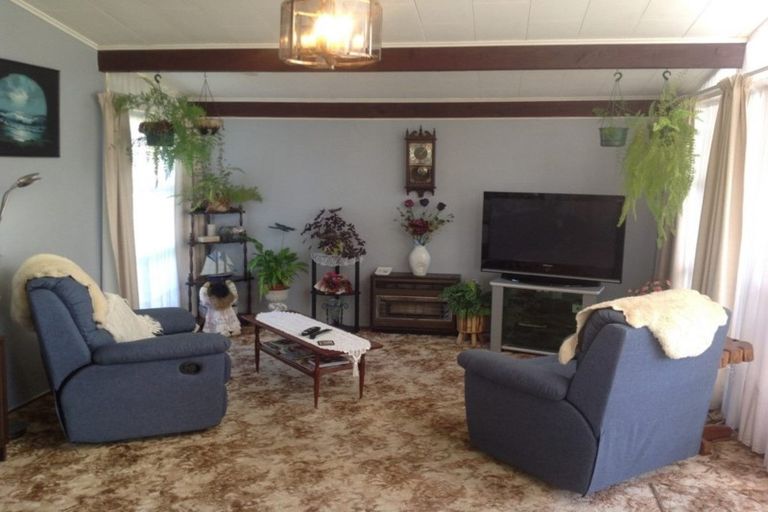 Photo of property in 22 High Street East, Waitara, 4320