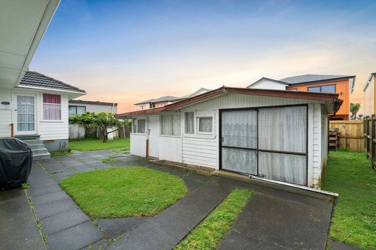 Photo of property in 503 Massey Road, Mangere, Auckland, 2022