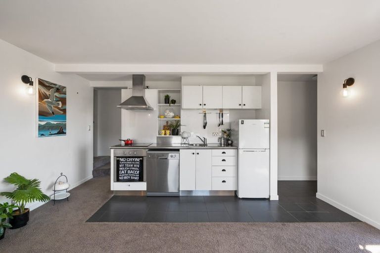Photo of property in 85 Moana Road, Plimmerton, Porirua, 5026