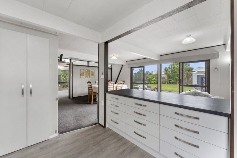 Photo of property in 8 Wild Street, Feilding, 4702