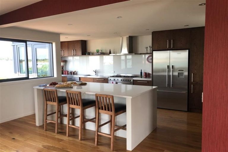 Photo of property in 39 Tahi Street, Mapua, 7005