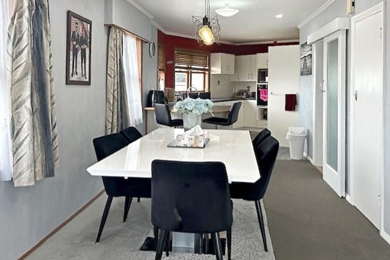 Photo of property in 125 West Street, Feilding, 4702
