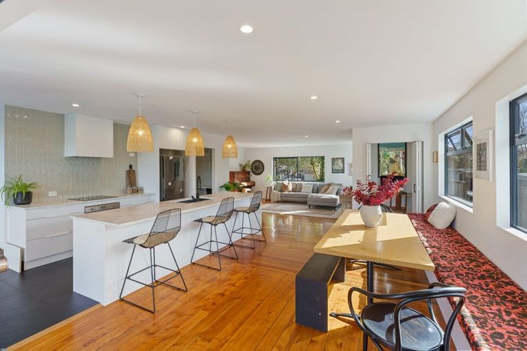 Photo of property in 7 Dale Road, Raumati South, Paraparaumu, 5032