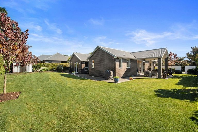 Photo of property in 10 Te Huia Drive, Flagstaff, Hamilton, 3210